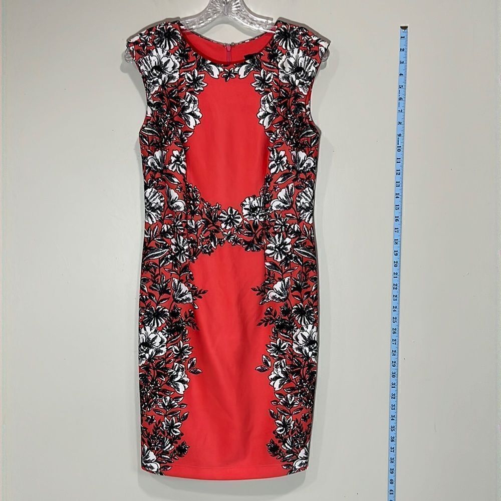 Super Cute Sleeveless Pink Floral Dress By R&K. Size 6.